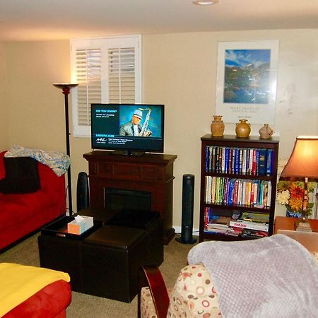 Blue Bear Den 3Br 2Ba Dtc Private Apt Hot Tub DEN Exterior foto