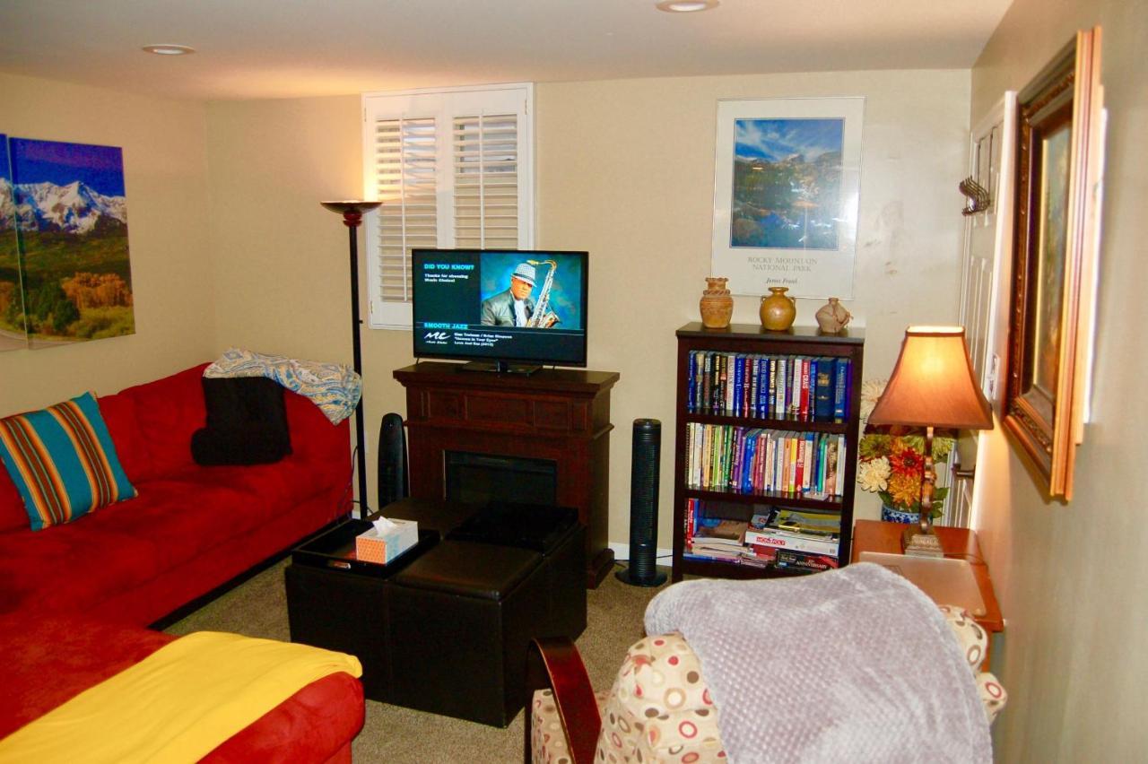 Blue Bear Den 3Br 2Ba Dtc Private Apt Hot Tub DEN Exterior foto
